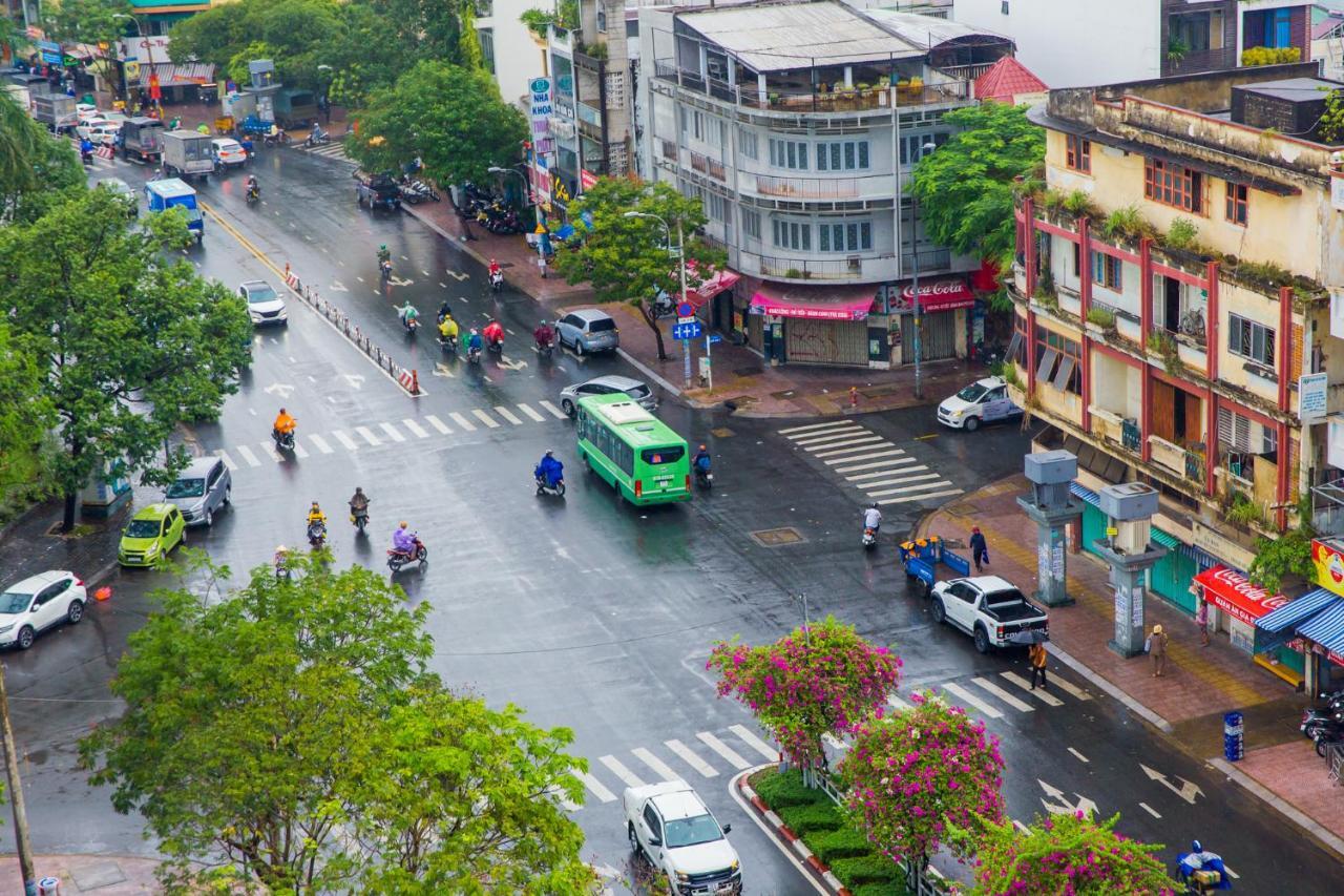 Hotel Kally Saigon Cidade de Ho Chi Minh Exterior foto